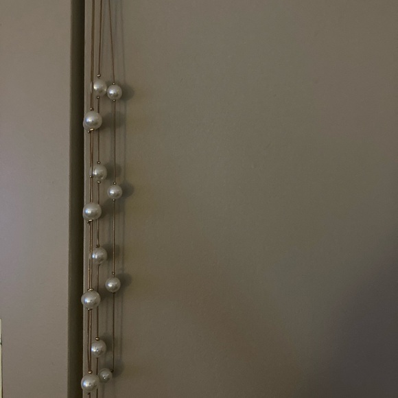 J. Crew Double Strand Pearl Necklace with dust bag - Picture 1 of 4